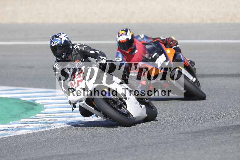 /Archiv-2025/02 28.-31.01.2025 Moto Center Thun Jerez/rot-red/711